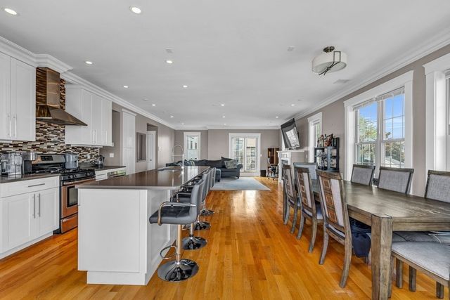 264 Athens Street 7, Boston, MA 02127