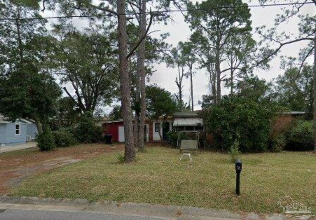 32 Escalona Ave, Pensacola, FL 32503