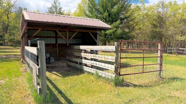 N5466 47th Street, Mauston, WI 53948