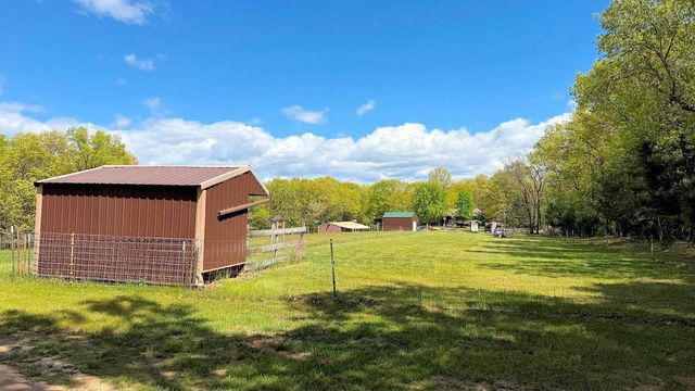 N5466 47th Street, Mauston, WI 53948