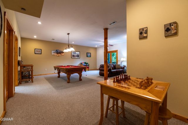 2410 Whitetail Ridge Way, Sevierville, TN 37862