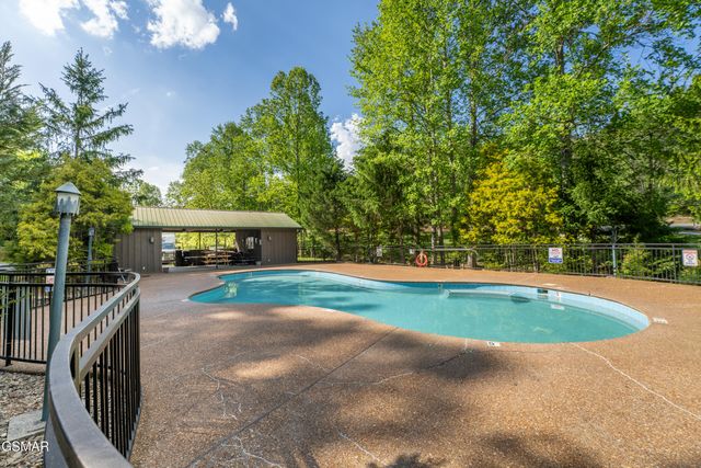 2410 Whitetail Ridge Way, Sevierville, TN 37862