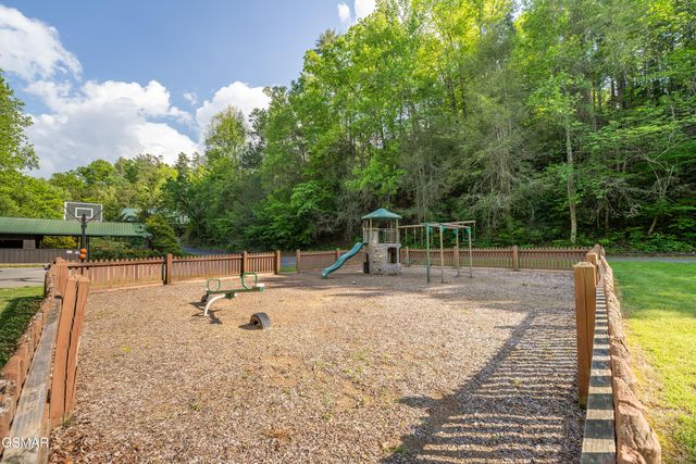 2410 Whitetail Ridge Way, Sevierville, TN 37862