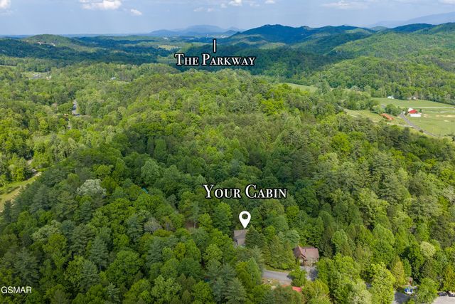 2410 Whitetail Ridge Way, Sevierville, TN 37862