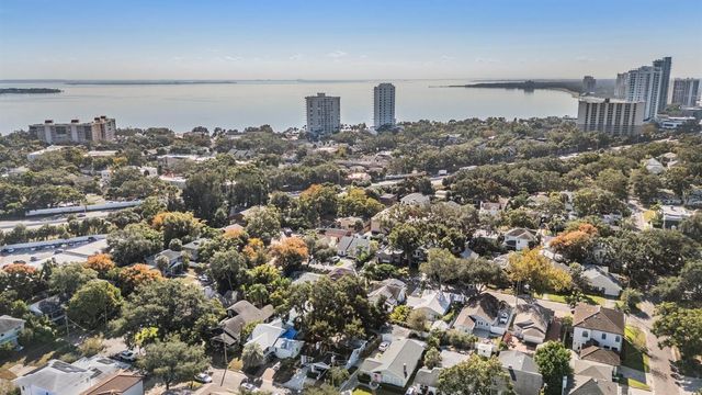 2808 W ANGELES STREET, Tampa, FL 33629