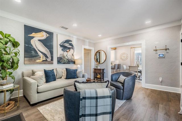 2808 W ANGELES STREET, Tampa, FL 33629