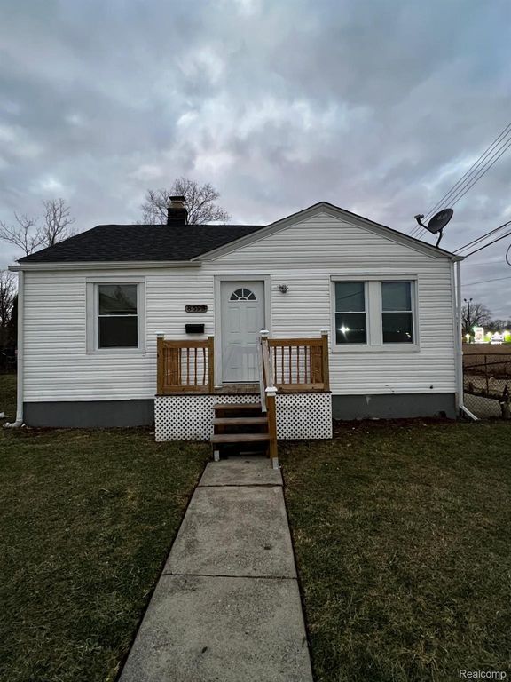 8695 Evergreen Avenue, Detroit, MI 48228