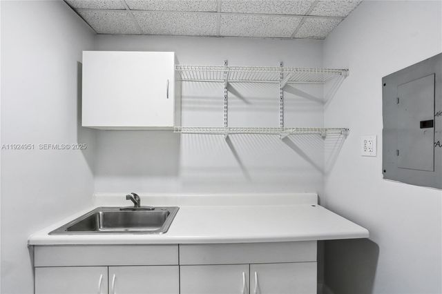 3053 NW 82nd Ave 3053, Doral, FL 33122