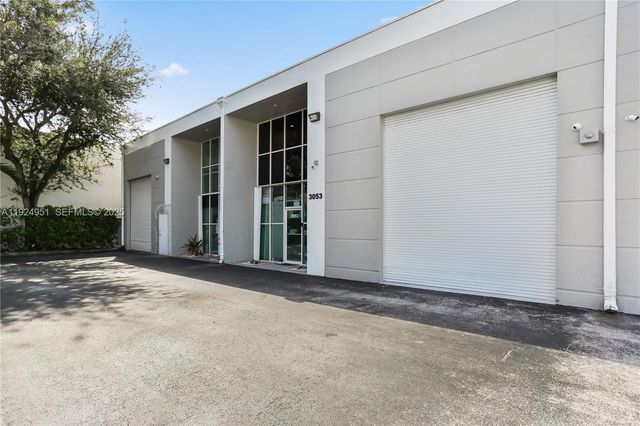 3053 NW 82nd Ave 3053, Doral, FL 33122