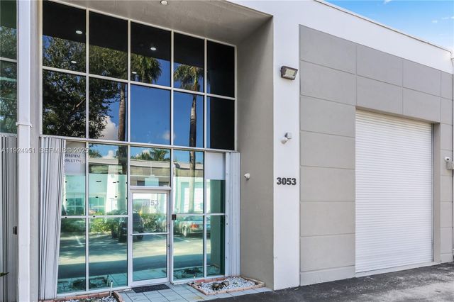 3053 NW 82nd Ave 3053, Doral, FL 33122