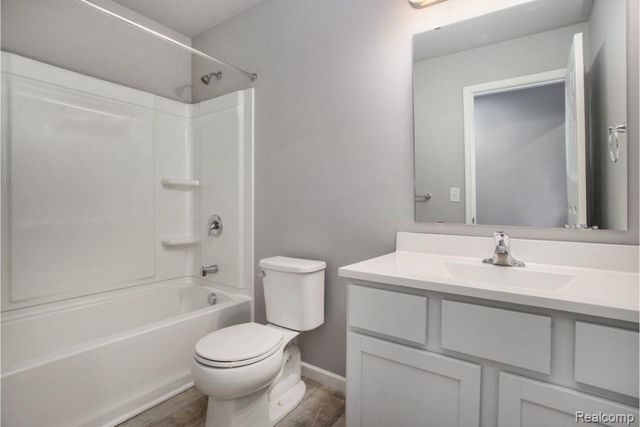 2297 Plum Tree Court, Burton, MI 48519
