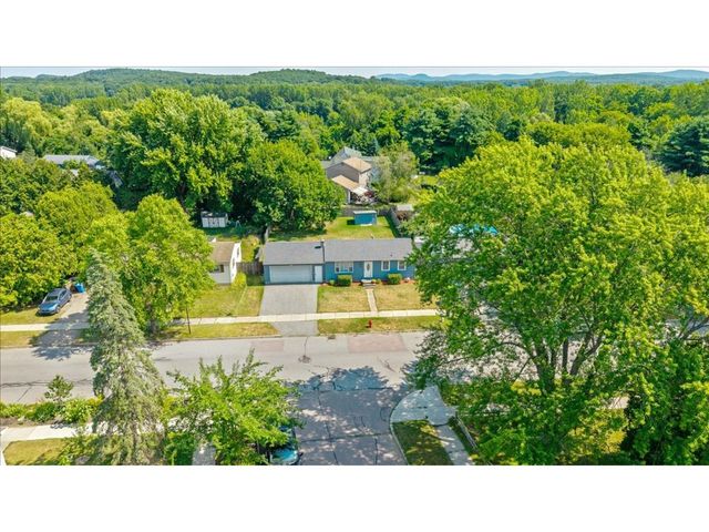 60 Gazo Avenue, Burlington, VT 05401