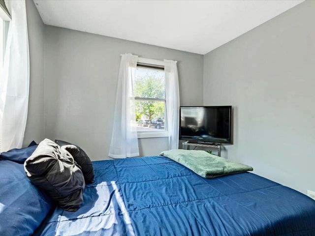 60 Gazo Avenue, Burlington, VT 05401