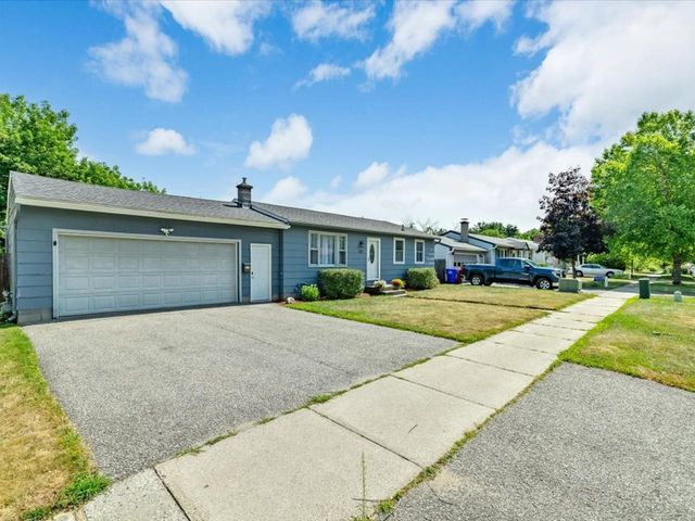 60 Gazo Avenue, Burlington, VT 05401