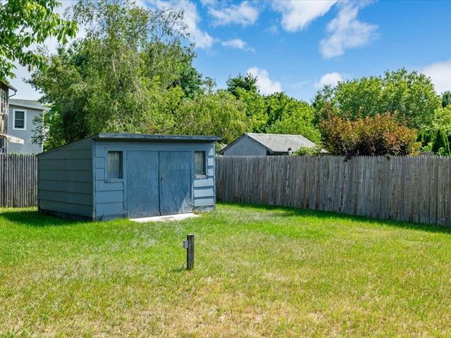 60 Gazo Avenue, Burlington, VT 05401