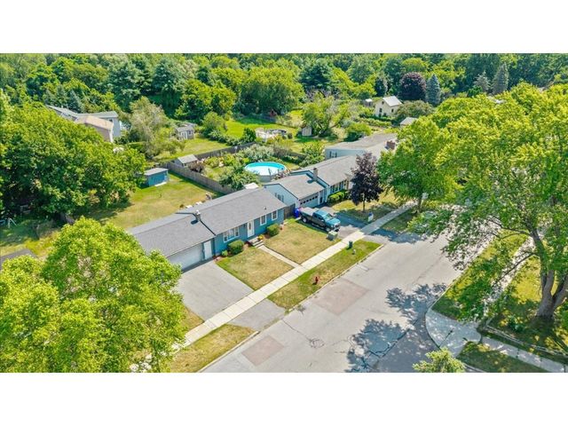 60 Gazo Avenue, Burlington, VT 05401