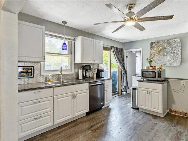 60 Gazo Avenue, Burlington, VT 05401