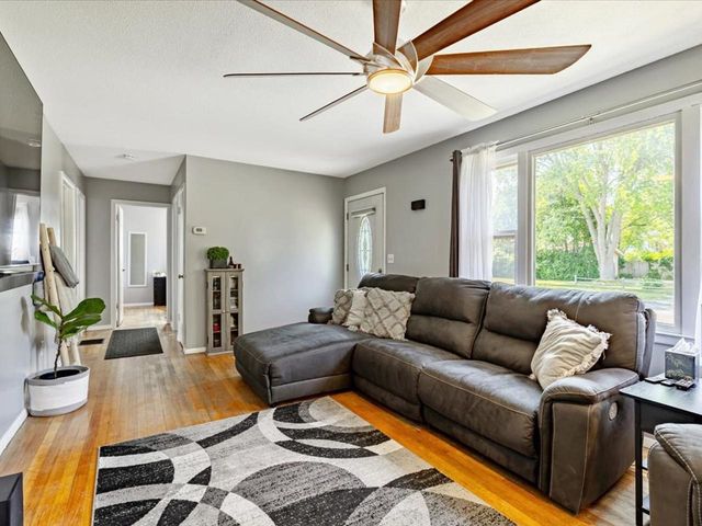 60 Gazo Avenue, Burlington, VT 05401