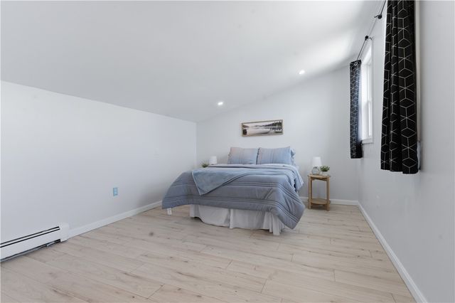 462 Lake Shore Drive, Warwick, RI 02889