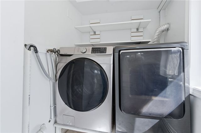 462 Lake Shore Drive, Warwick, RI 02889