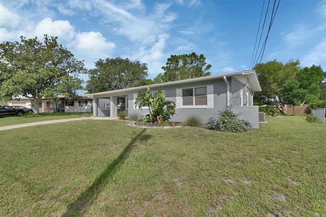 40 CARNATION LANE, Debary, FL 32713