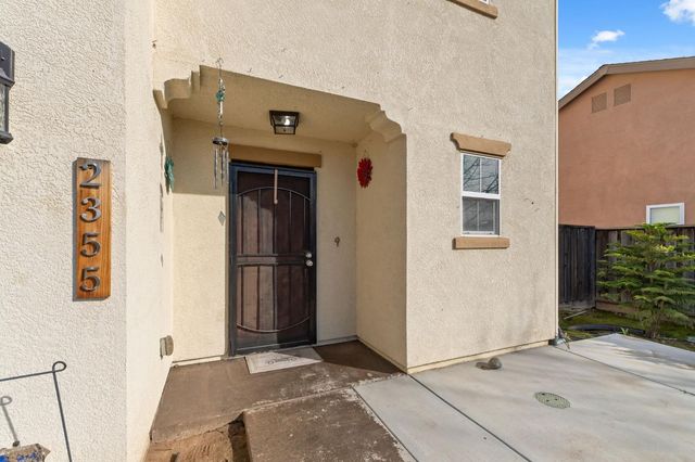 2355 S Rachel Ave, Fresno, CA 93725