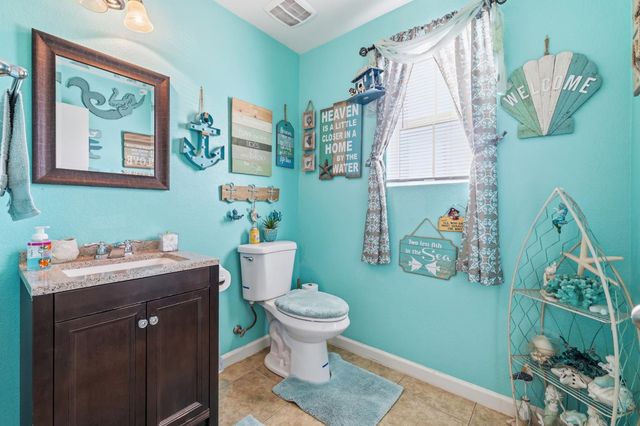 2355 S Rachel Ave, Fresno, CA 93725