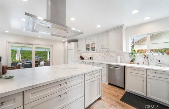 1517 E Riverview, Orange, CA 92865