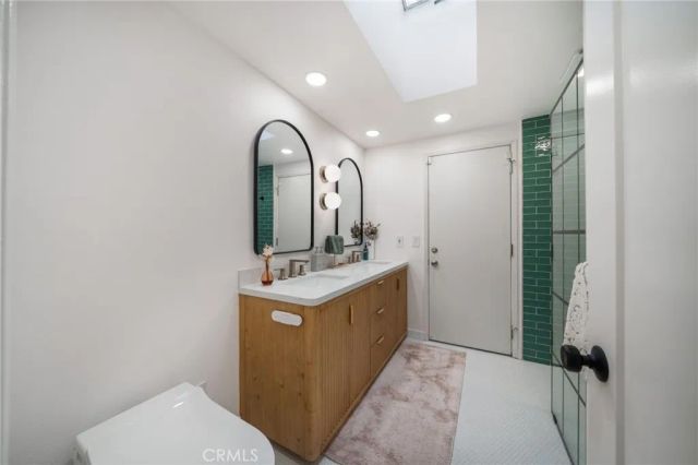 1517 E Riverview, Orange, CA 92865