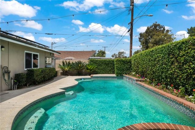 1517 E Riverview, Orange, CA 92865