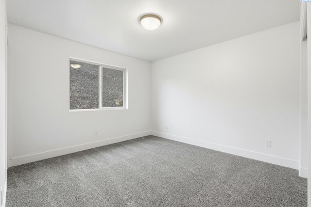 6650 W 28th Ave, Kennewick, WA 99338