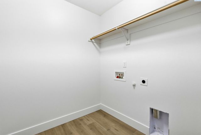 6650 W 28th Ave, Kennewick, WA 99338