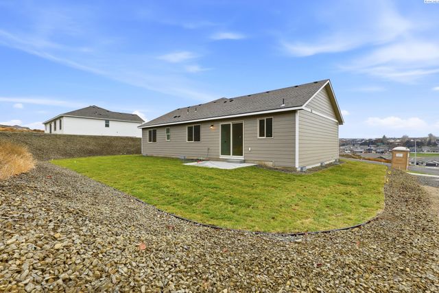 6650 W 28th Ave, Kennewick, WA 99338