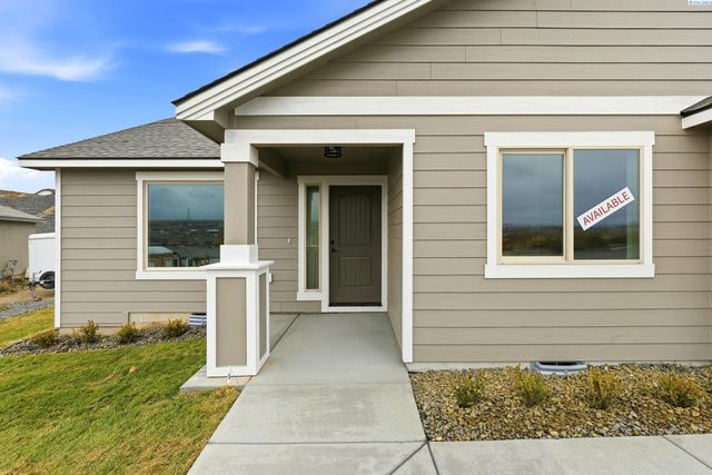 6650 W 28th Ave, Kennewick, WA 99338