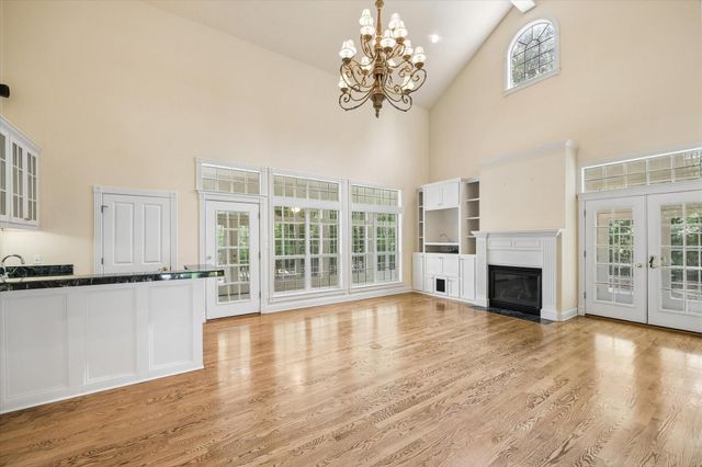 3920 N Briarwood Drive, Brenham, TX 77833