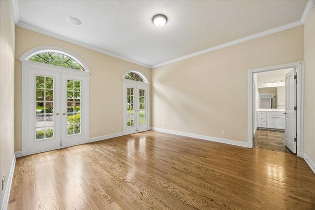 3920 N Briarwood Drive, Brenham, TX 77833