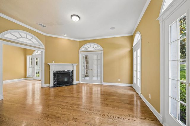3920 N Briarwood Drive, Brenham, TX 77833