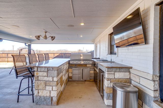 733 Fm 2652, Graham, TX 76450