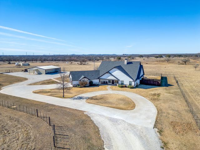 733 Fm 2652, Graham, TX 76450