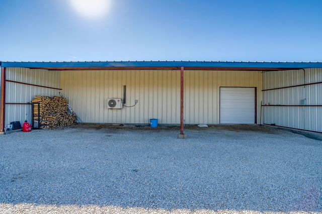 733 Fm 2652, Graham, TX 76450