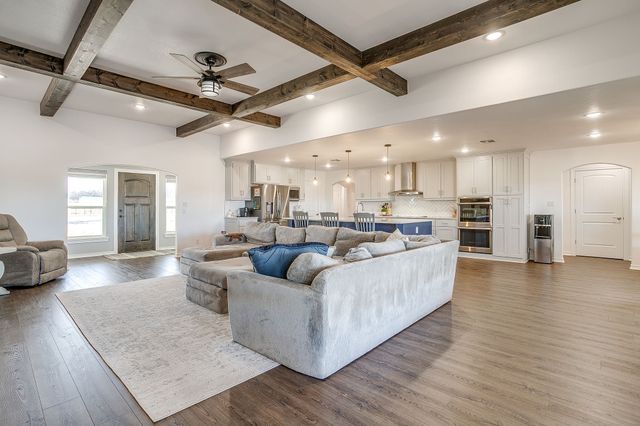 733 Fm 2652, Graham, TX 76450