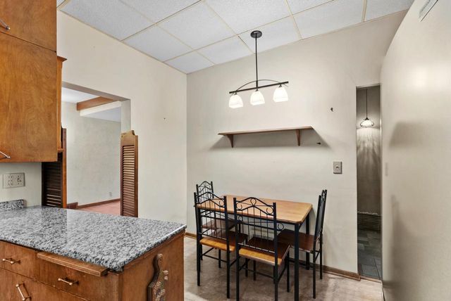 543 Roosevelt ROAD, Kohler, WI 53044