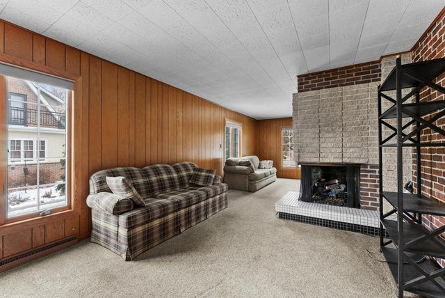 543 Roosevelt ROAD, Kohler, WI 53044
