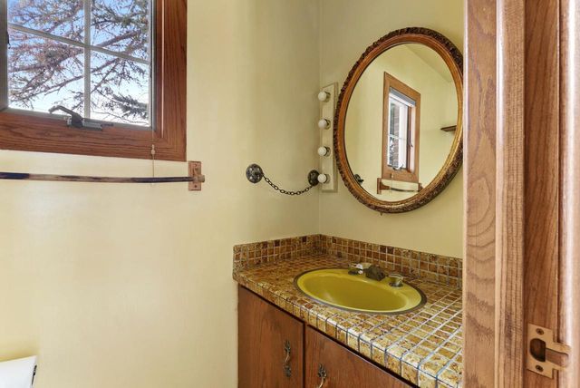 543 Roosevelt ROAD, Kohler, WI 53044