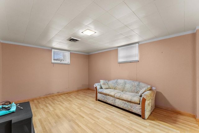 543 Roosevelt ROAD, Kohler, WI 53044