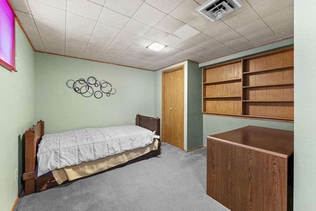 543 Roosevelt ROAD, Kohler, WI 53044