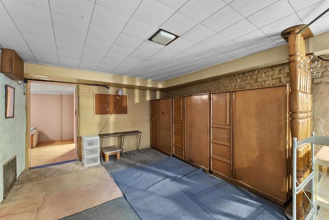 543 Roosevelt ROAD, Kohler, WI 53044