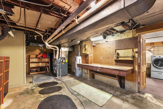 543 Roosevelt ROAD, Kohler, WI 53044