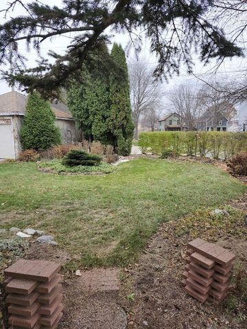 543 Roosevelt ROAD, Kohler, WI 53044