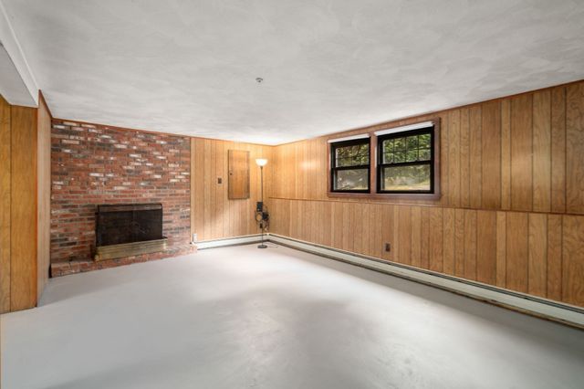 6 Aricia Ln, Winchester, MA 01890